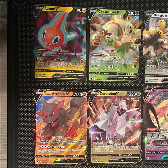 Pokémon V card lot of 9 Cards from Random Sets M/NM - Picture 3 of 4